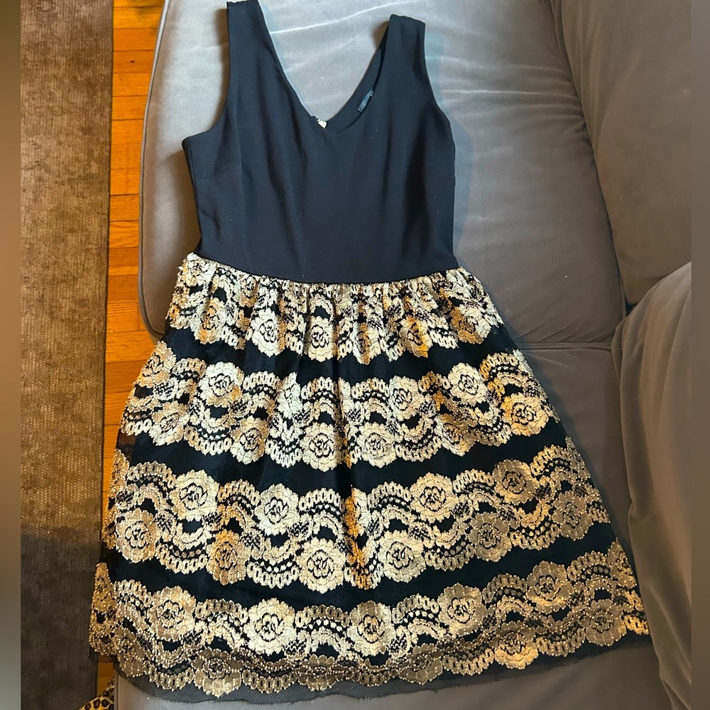 AQUA Black Gold Metallic Lace Sleeveless Party Cocktail Dress size L